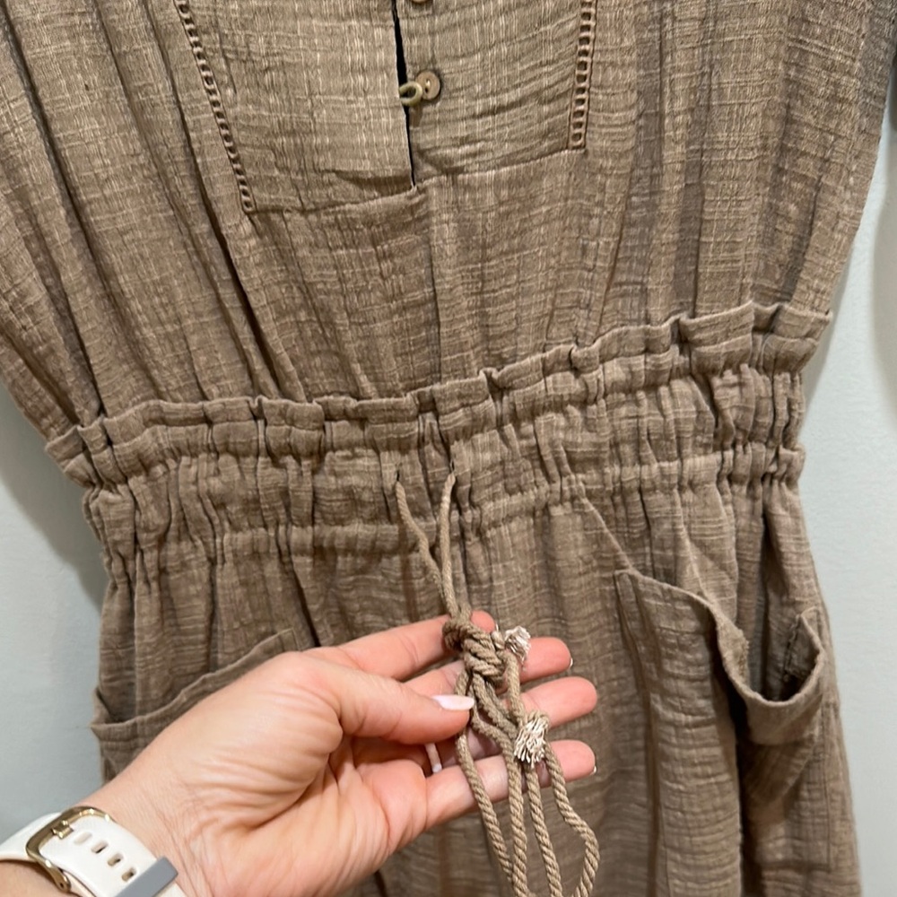 NWT Tan Button-Up Romper - Picture 3 of 7